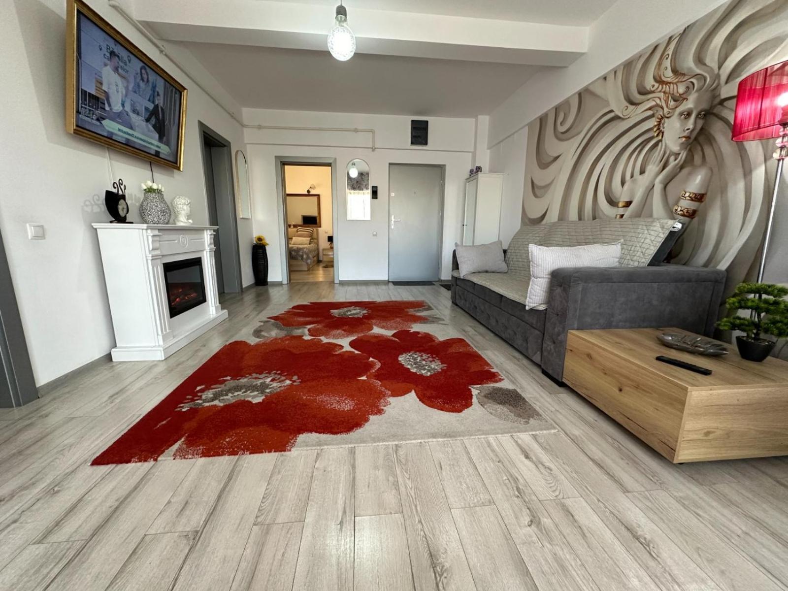 Downtown "Rendez-Vous" Luxury Apartment Bacau Luaran gambar