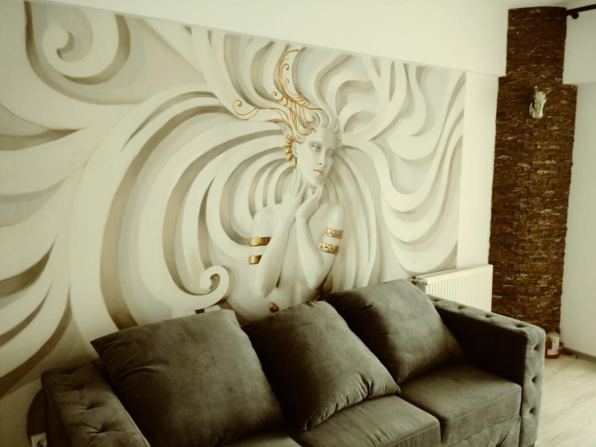 Downtown "Rendez-Vous" Luxury Apartment Bacau Luaran gambar