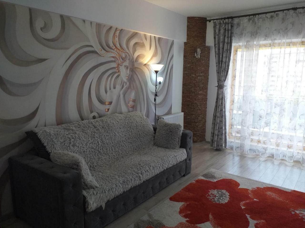 Downtown "Rendez-Vous" Luxury Apartment Bacau Bilik gambar